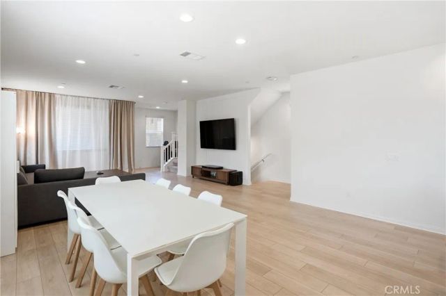 916 E 3RD ST, Santa Ana, CA 92701