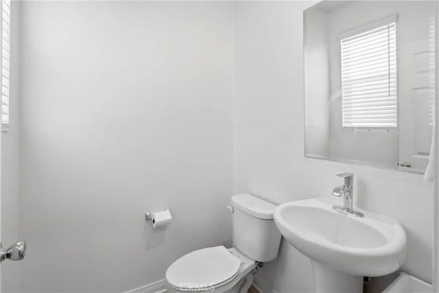 916 E 3RD ST, Santa Ana, CA 92701