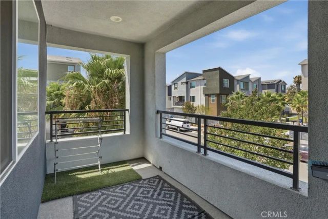 916 E 3RD ST, Santa Ana, CA 92701