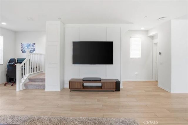916 E 3RD ST, Santa Ana, CA 92701