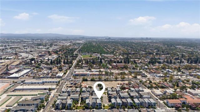 916 E 3RD ST, Santa Ana, CA 92701