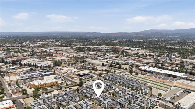 916 E 3RD ST, Santa Ana, CA 92701