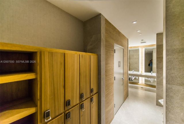 1010 Brickell Ave 3004, Miami, FL 33131