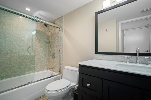 1688 West Avenue 606, Miami Beach, FL 33139