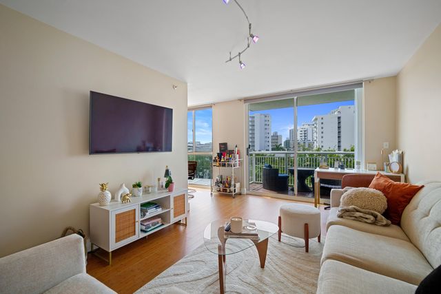 1688 West Avenue 606, Miami Beach, FL 33139