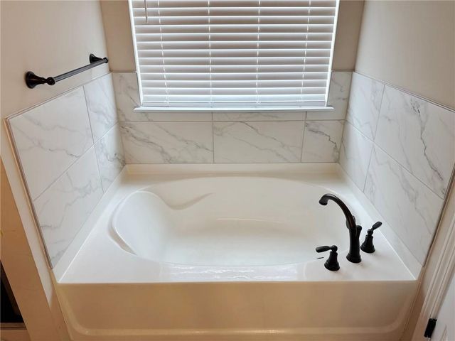 205 Denham Drive, Locust Grove, GA 30248