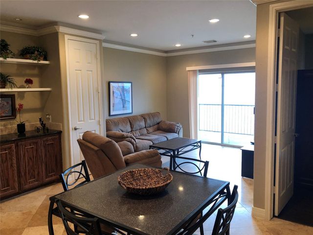 7039 Kingston Cove Lane 207, Willis, TX 77318