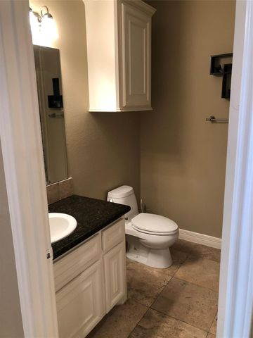 7039 Kingston Cove Lane 207, Willis, TX 77318