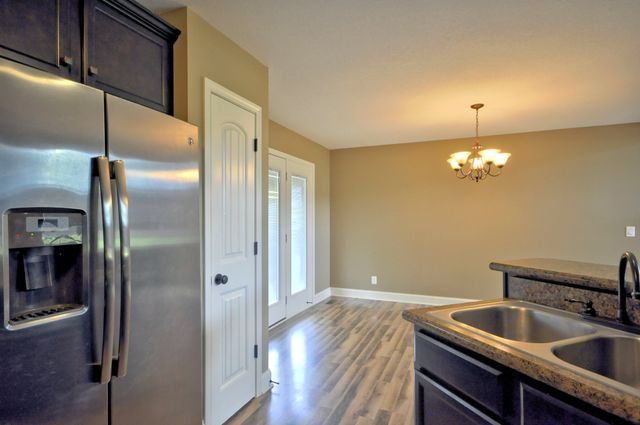 439 LESLIE WOOD DR, Clarksville, TN 37040