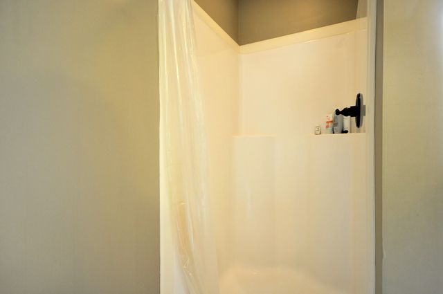 439 LESLIE WOOD DR, Clarksville, TN 37040