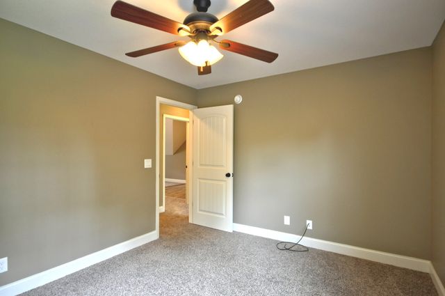 439 LESLIE WOOD DR, Clarksville, TN 37040