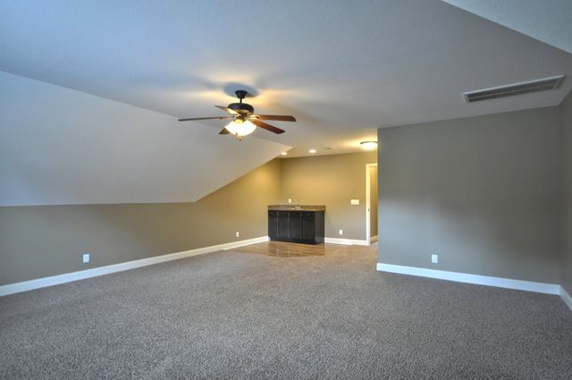 439 LESLIE WOOD DR, Clarksville, TN 37040