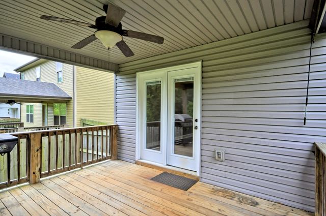 439 LESLIE WOOD DR, Clarksville, TN 37040