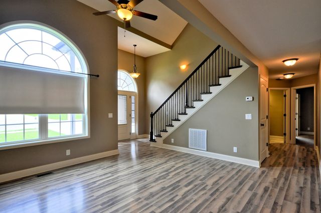 439 LESLIE WOOD DR, Clarksville, TN 37040