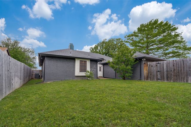4616 Queen Circle, The Colony, TX 75056