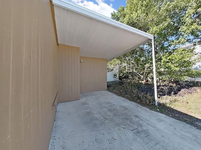 7098 HOLIDAY DRIVE, Spring Hill, FL 34606