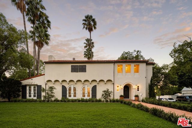 401 S Las Palmas Avenue, Los Angeles, CA 90020