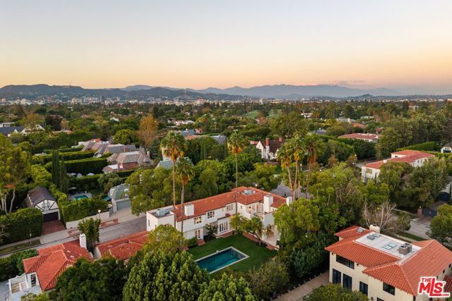 401 S Las Palmas Avenue, Los Angeles, CA 90020