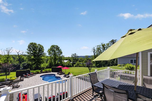 168 Station Road, Salisbury Mills, NY 12577