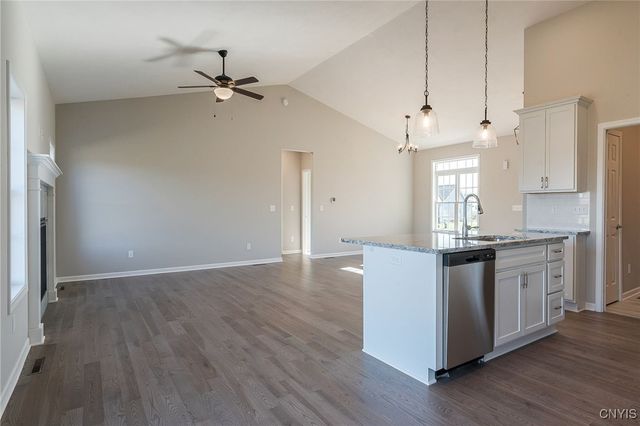 127 Dewport Road, Van Buren, NY 13027