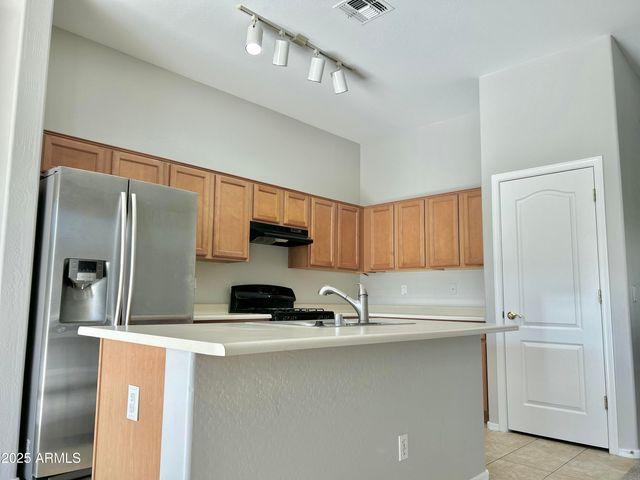 889 E LEO Place, Chandler, AZ 85249