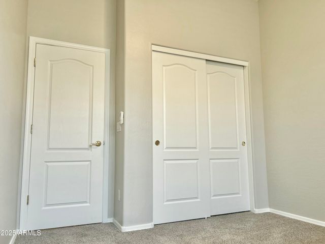 889 E LEO Place, Chandler, AZ 85249