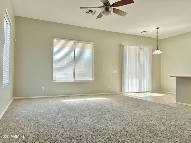 889 E LEO Place, Chandler, AZ 85249