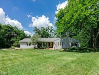 1726 Orchard Drive, Akron, OH 44333