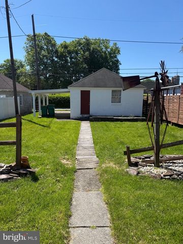 314 W CARACAS AVE, Hershey, PA 17033