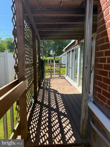 314 W CARACAS AVE, Hershey, PA 17033