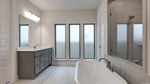 348 Haby Hill, San Antonio, TX 78253