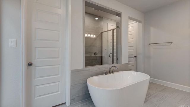 348 Haby Hill, San Antonio, TX 78253