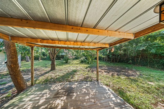 1224 N San Jacinto Street, Conroe, TX 77301