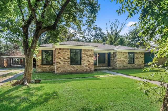 1224 N San Jacinto Street, Conroe, TX 77301