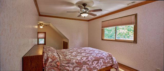 831 Circle Avenue, Forest Park, IL 60130
