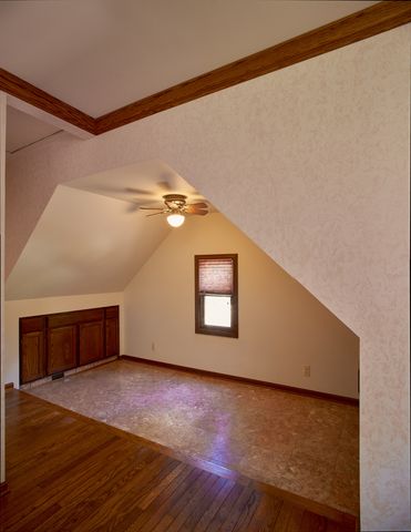 831 Circle Avenue, Forest Park, IL 60130