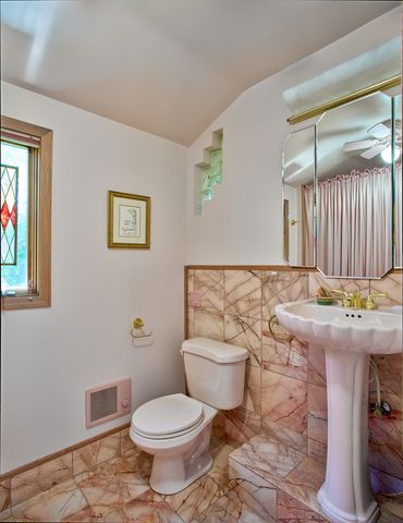 831 Circle Avenue, Forest Park, IL 60130