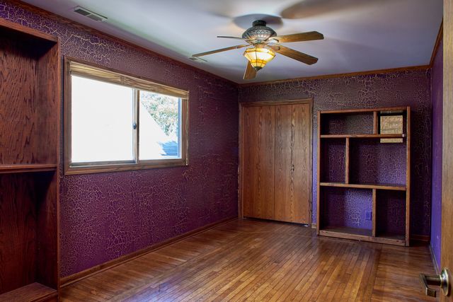 831 Circle Avenue, Forest Park, IL 60130