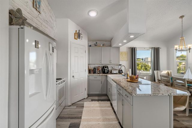 4046 CASA COURT, Hernando Beach, FL 34607