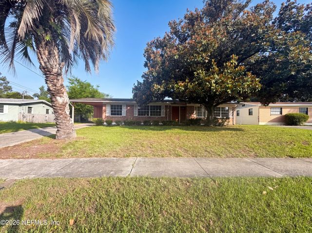 279 BONNLYN Drive, Orange Park, FL 32073