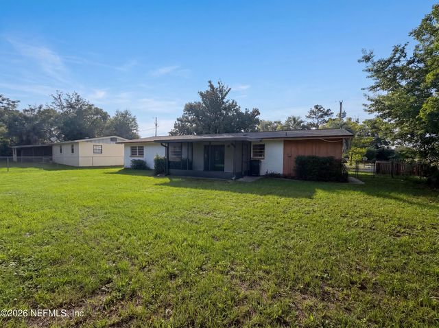 279 BONNLYN Drive, Orange Park, FL 32073