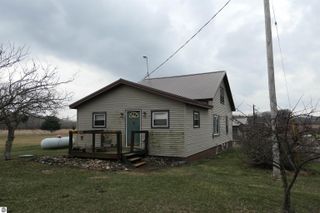 548 E Van Buren Road, Alma, MI 48801