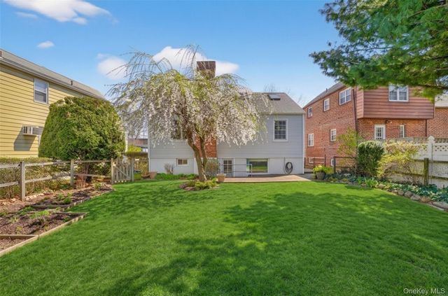 71 Saint Johns Avenue, Yonkers, NY 10704