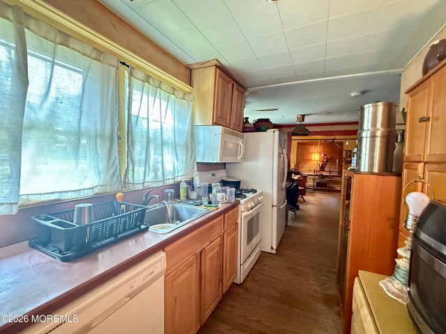 58 Neptune Avenue, Neptune City, NJ 07753