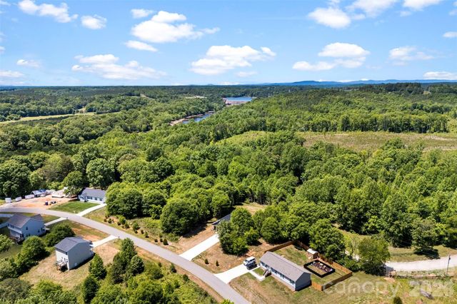 128 Slate Drive, Statesville, NC 28625