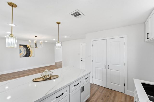3714 Brookmeade Drive, Houston, TX 77045