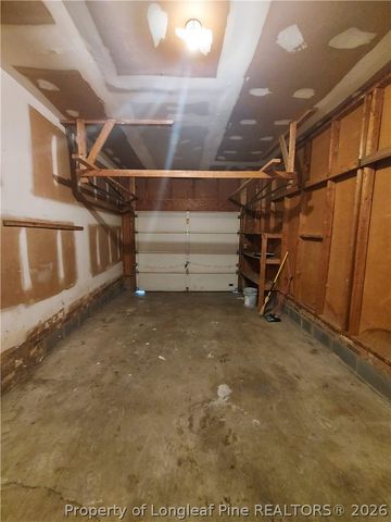 6701 VAUGHN Road, Fayetteville, NC 28304