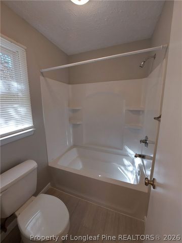 6701 VAUGHN Road, Fayetteville, NC 28304