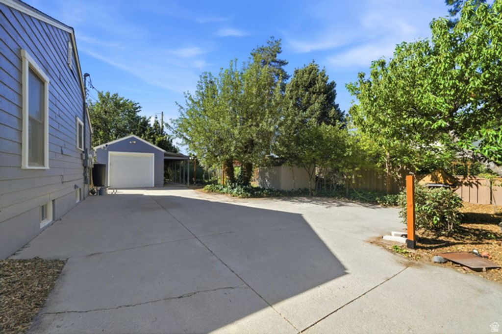 1420 E CRANDALL, Salt Lake City, UT 84106 — photo 4