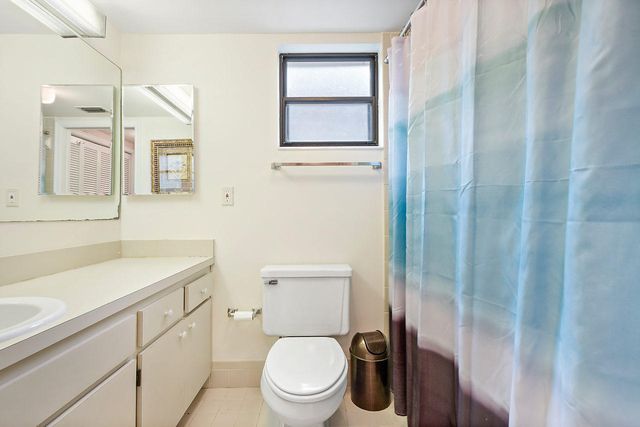 11863 Wimbledon Circle 427, Wellington, FL 33414